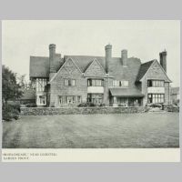 Stockdale Harrison & Son, 'Middlemeade' near Leicester, Garden front, Architectural Review, 1911, p.105.jpg